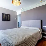 Luxury Del Duque Renovated 펜션 아데제