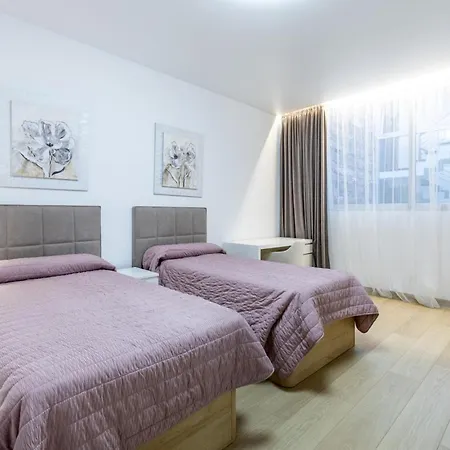 Luxury Del Duque Renovated