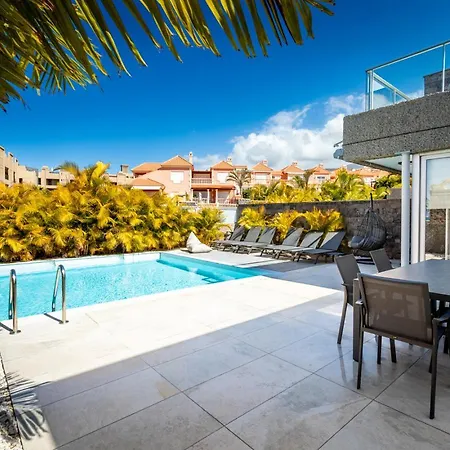 Luxury Del Duque Renovated בית נופש *